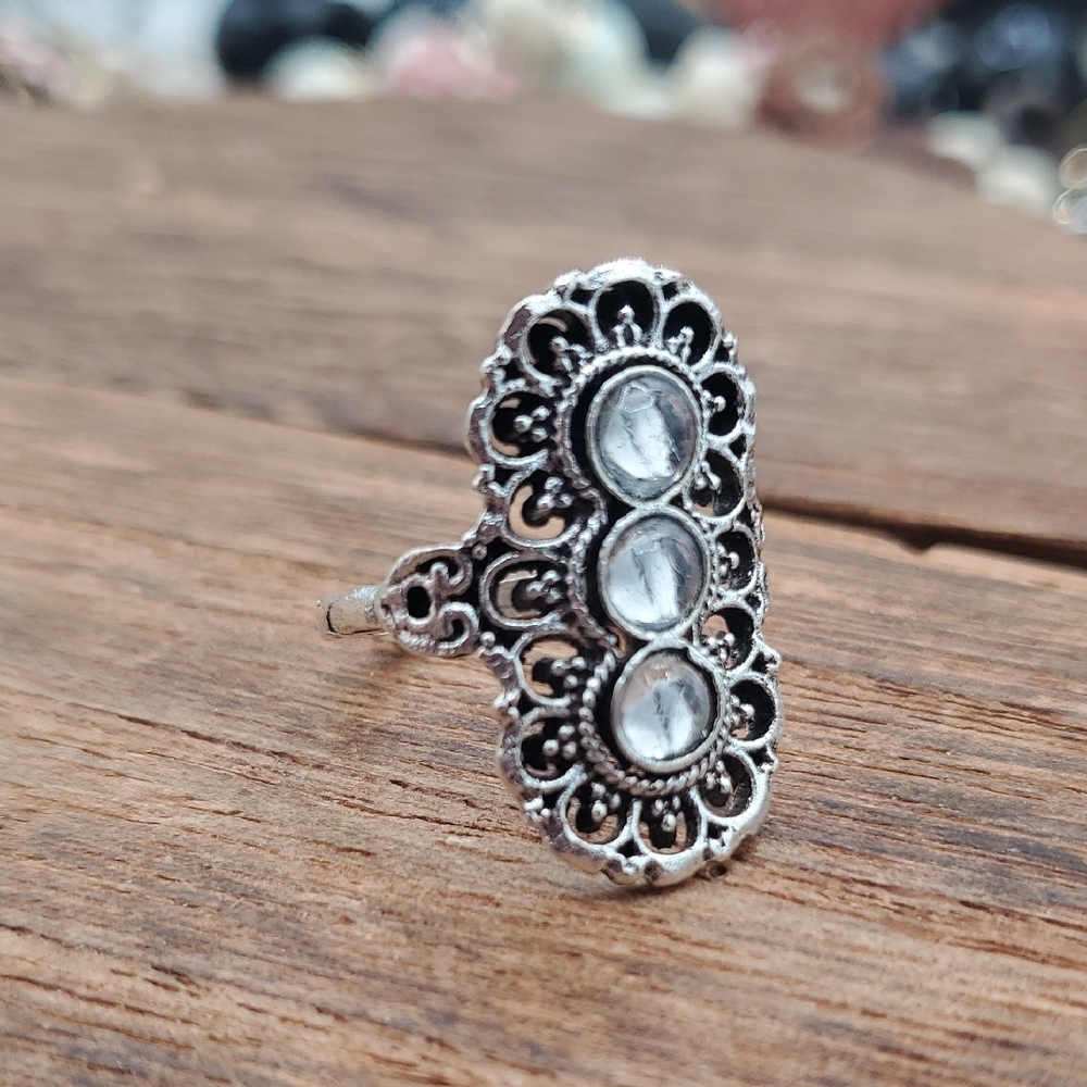 Silver-Tone Filigree Ring with Clear Stones - Women Jewelry Size 6 R823